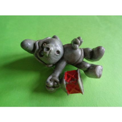 Unpainted Lantern smurf Fake ?