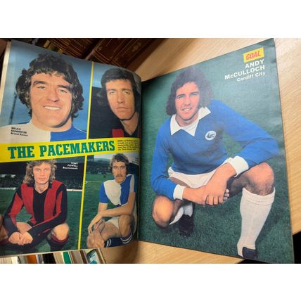 GOAL MAGAZINE #283 2 MAR 1974 UK FOOTBALL MAG - LEEDS STRIKE FORCE COVER (LL)