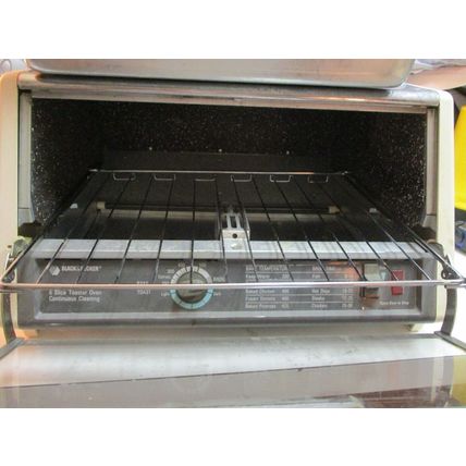 Black Decker 6-Slice Convection Toaster Oven T670-TYPE 1 Continuous Cleaning