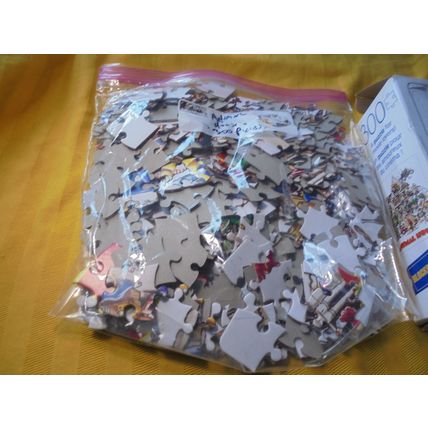 ANIMAL HOUSE 300 Piece PUZZLE! 2019! $15.00 Shipped!! This Cardinal Jigsaw
