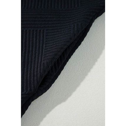 Black Solid Color Textured Long Sleeve Shift Dress