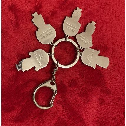 A Very Cute Rare Angry Little Girls Vintage 2008 Keychain