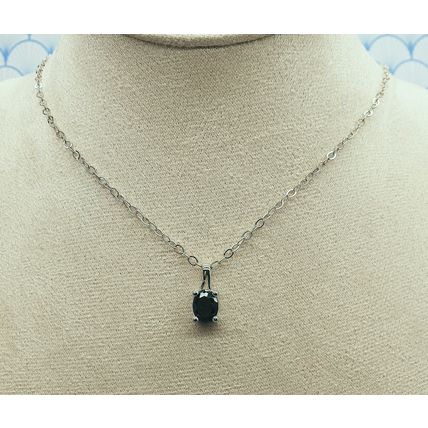 925 Sterling Silver Natural Almandine Garnet Gemstone Pendant Necklace with Box
