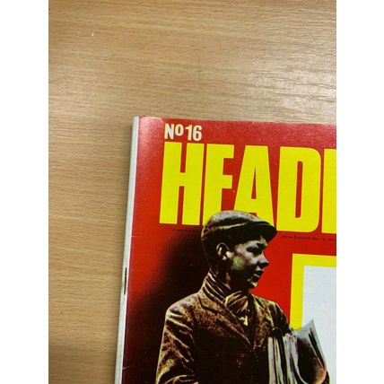 HEADLINES MAGAZINE #16 (DEC 1972) - HOW DID LENIN DIE? / OSCAR WILDE (P3)