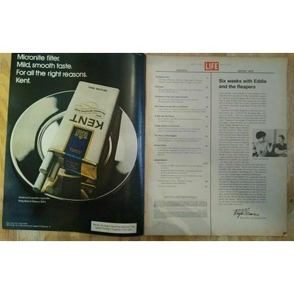 Life Magazine August 25 1972 - Pat Nixon, Street Gangs, San Francisco - Future