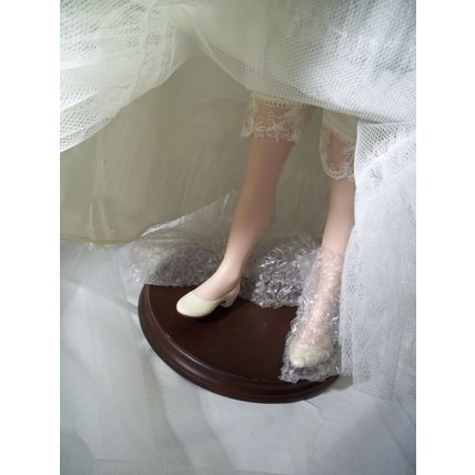 Danbury Mint Princess Diana 21" Porcelain Royalty Wedding Gown Doll*