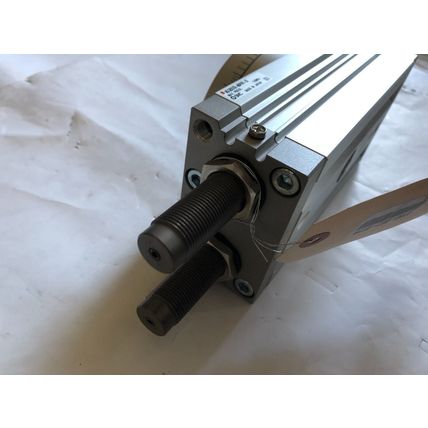 NEW SMC MSQB100R-M9PWV-XF ROTARY ACTUATOR,SMC MSQB100R M9PWV XF,EV