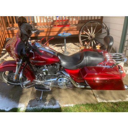 2012 Harley-Davidson Street Glide - 3