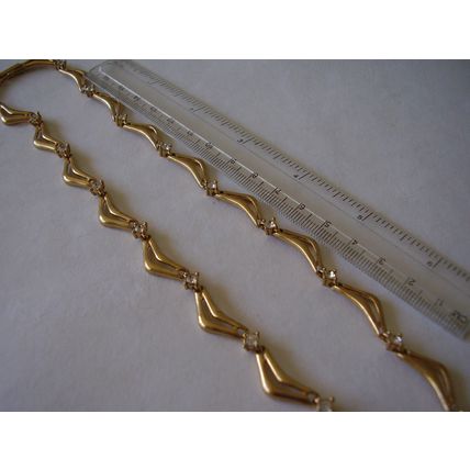 Vintage Avon Gold Plated Chevron Bar Link White Crystal Necklace Folding Clasp