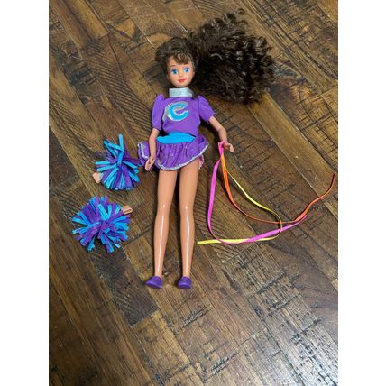 Cheerleading Courtney Best Friend of Skipper Doll #3933 1992 Mattel
