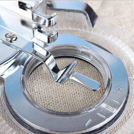 Round Disc Embroidery Sewing Machine Accessories Presser Foot Flower Stitch UK
