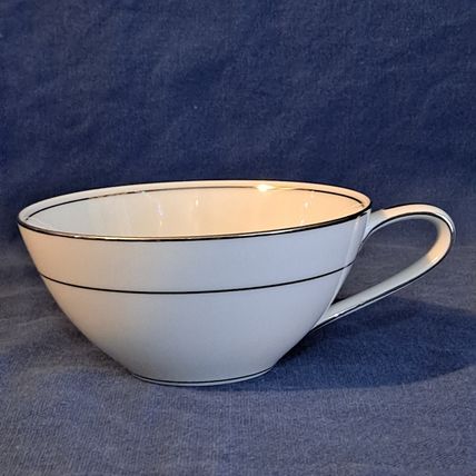Vintage Lot 8 NORITAKE Fine China BESSIE 5788 SAUCERS & CUPS Tea Coffee Japan
