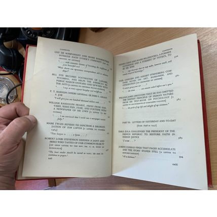 1941 1ST EDITION "A TREASURY OF WORLD'S GREAT LETTERS" HARDBACK BOOK (P5)