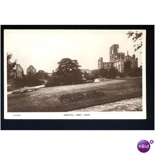 Yorkshire LEEDS Kirkstall Abbey Postcard by Kingsway (S.14790)