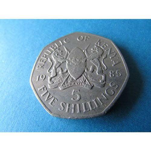 1985 REPUBLIC OF KENYA FIVE SHILLINGS - COIN - 2 FREE POST. T