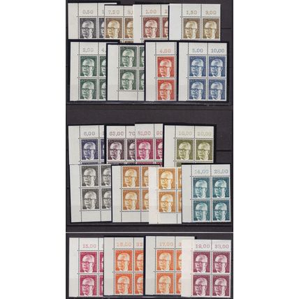 GERMANY BERLIN [1970] MiNr 0359 ex ( **/mnh ) [01] Heinemann div. 4er Eckrand
