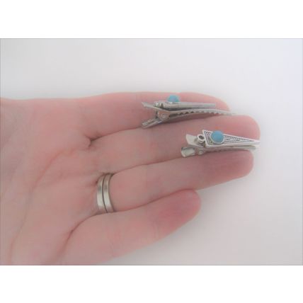 Small blue stone silver metal alligator hair claw clip clamp for fine thin hair