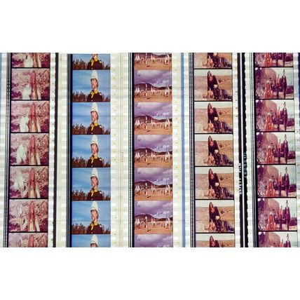 SOLDIER BLUE. Pk MULTI QVF - a010J. - 5 STRIPS OF 5 - 35MM FILM CELLS