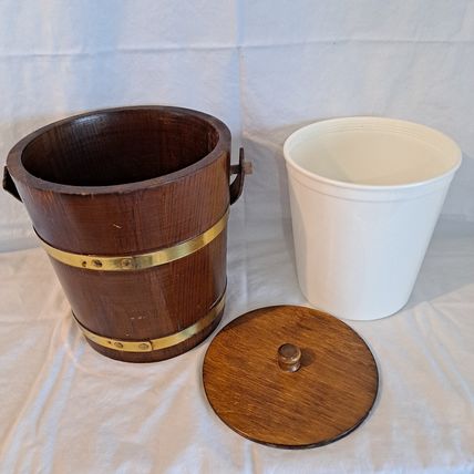 Vintage WOOD ICE BUCKET Barrel Brass Lid & Liner Handle 8" Wooden Barware Holder