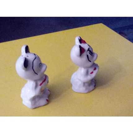 Old Vintage Walt Disney Mickey & Minnie Salt & Pepper Shakers 1940/50s