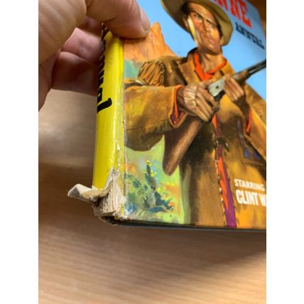 1961 CHEYENNE VINTAGE ILLUSTRATED COWBOYS WESTERN ANNUAL BOOK (P4)