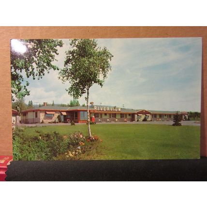 RIVERVIEW MOTEL, DULUTH, MINNESOTA, USA unused postcard =