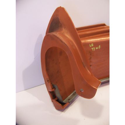 1977 CHRYSLER NEWPORT LH BUMPER FILLER #3691713 NEW YORKER 74 75 76