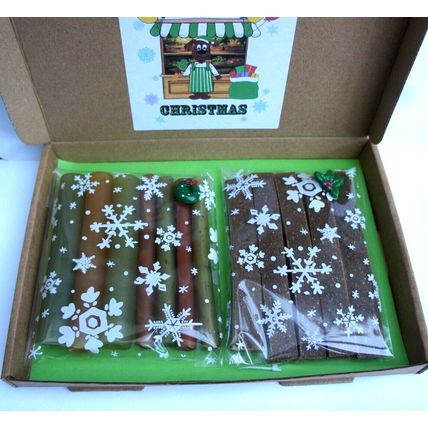 THE GROWLING GROCER'S VEGAN CHRISTMAS DOG TREAT GIFT BOX HEALTHY VEGE TREATS