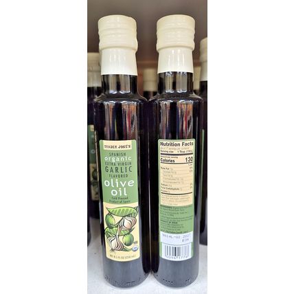 Trader Joe's Spanish Organic Extra Virgin Garlic Olive Oil 8.5fl oz (2 Bottles)