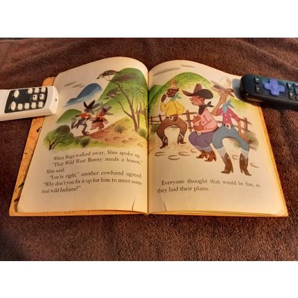 Little Golden Book Bugs Bunny And The Indians By Annie North Bedford VG 4.0 1951