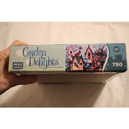 GARDENS DELIGHTS 750 PIECE PUZZLE MOSTLY SEALED BIRDS BUTTERFLIES