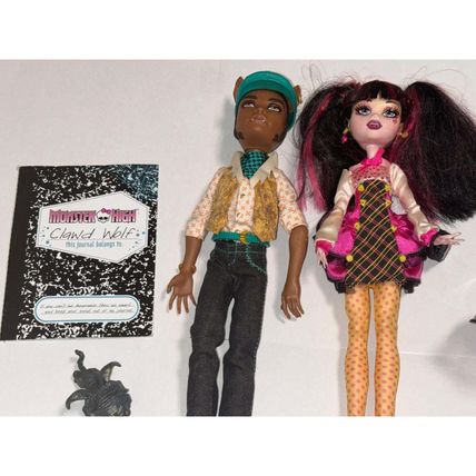 Monster High Draculaura School's Out & Clawd Wolf dolls Forbitten Love Mattel 20
