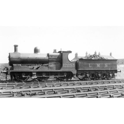12253 Ex LYR @ LOWER DARWIN 27