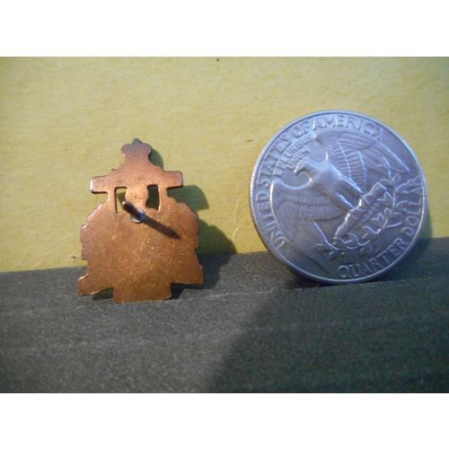 Canadian Coat of Arms,Collector Lapel Pin