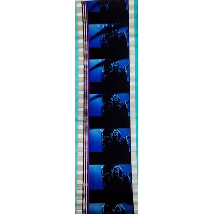 Pk GEB - B - MIX - A 020t. 1 STRIP OF 5 - 35MM FILM CELLS. ( AVP )