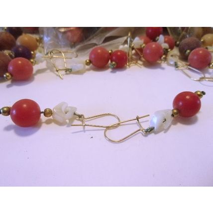 2 LBs Vintage Bead and MOP Earrings Lot Sell Craft Repurpose Harvest LOT 5