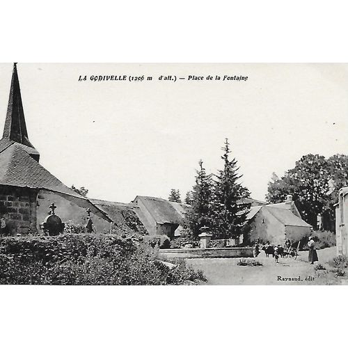 La Godivelle (Altutude 1206 Metres): Place of the Fountain.