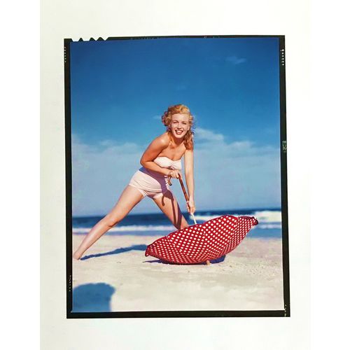 Marilyn Monroe vintage Sexy Beach Umbrella pinup print poster Playboy Wall Art e