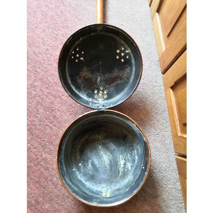 Vintage/Antique, Copper/Brass, Large Bed Warmer/Warming Pan - Long Wood Handle