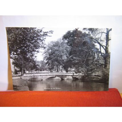 BOURTON-ON-THE-WATER, Gloucestershire unused postcard RP dated 1948 #