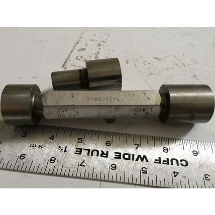 used GO NO GO GAGE, GO NOGO GUAGE 1.440,1452,1.3972 the pipe machinery ,AM