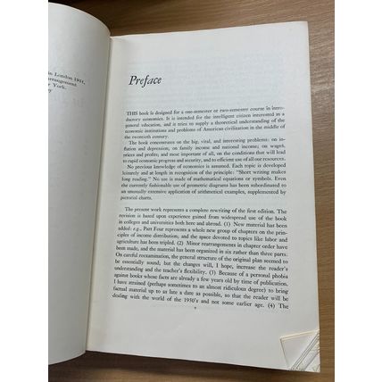 1953 "ECONOMICS AN INTRODUCTORY ANALYSIS" 1.3kg THICK HARDBACK BOOK (P7)