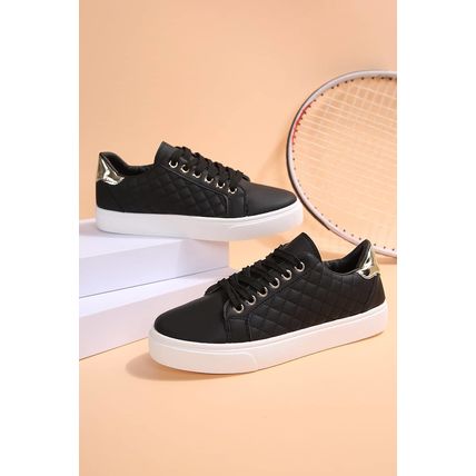 Black Color Contrast Quilted Lace-up Sneakers