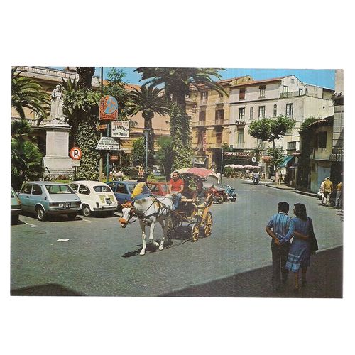 ANTONY'S SQUARE, SORRENTO, ITALY unused postcard =