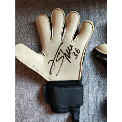 Genuine, Signed/Autographed, Football Gloves, James Shea - Size 10, Luton Town