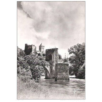 64 - Sauveterre de Bearn - le pont de la légende