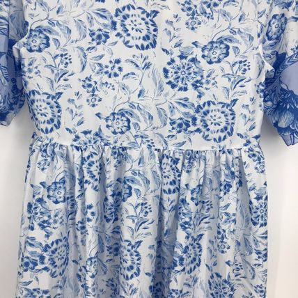 Maldila V-Neck Bohemian Maxi Dress Blue White Floral NWT Size Small Fit Flare
