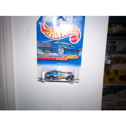 1997 HOT WHEELS RACE TEAM TEAM 1963 CORVETTE BLUE #728