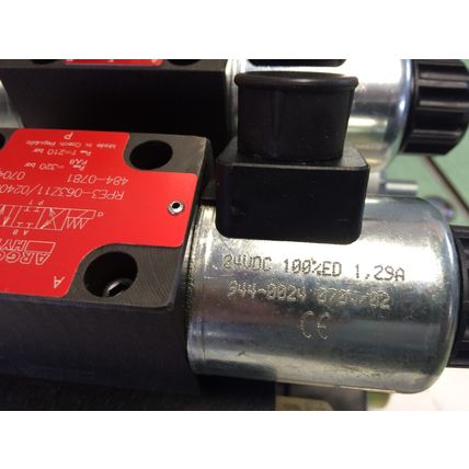 NEW ARGO SOLENOID VALVE 120VAC 60HZ 320BARMAX AND BLOCK RPE3-063Z11/02400E1,BW