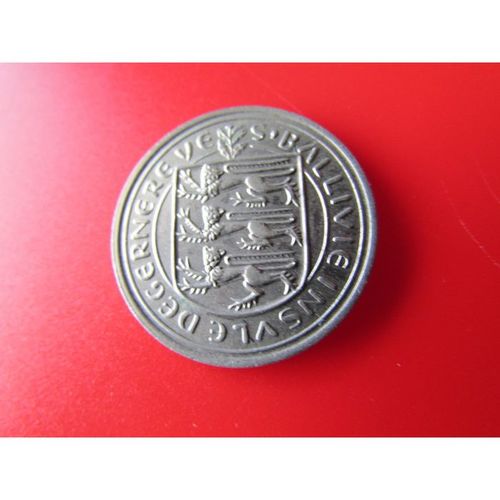 1977 GUERNSEY FIVE PENCE FREE POST. AE